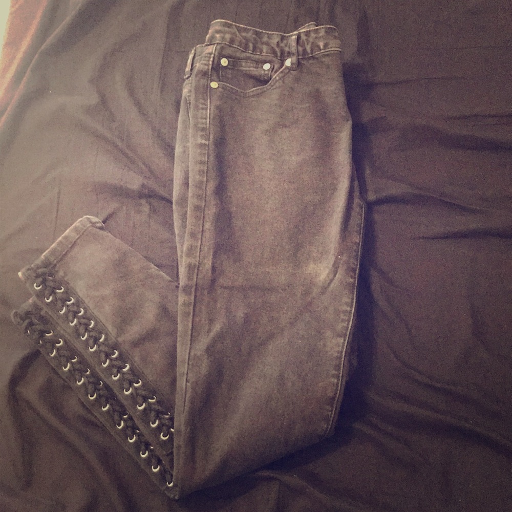 Black Skinny Jeans